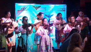 image of Las Colibri performing at The Corazon De Mariachi Dinner Show