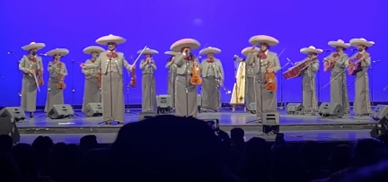 image of Mariachi Nuevo Mujer 2000 of stage